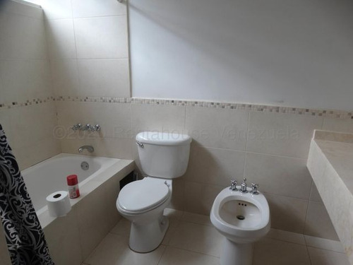 Imagen 10 de 12 de Apartamento En Venta Urb. La Castellana # 22-6521
