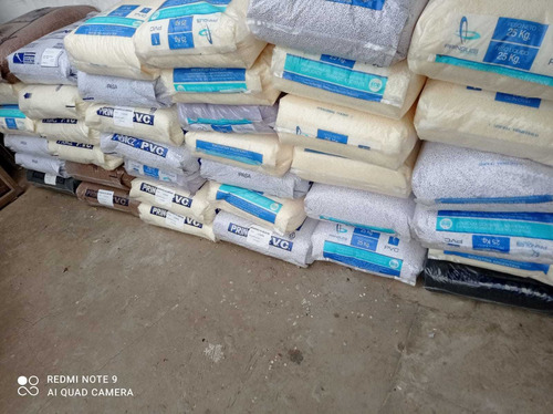 Imagen 3 de 5 de Pvc De Suelas Descarte Compro