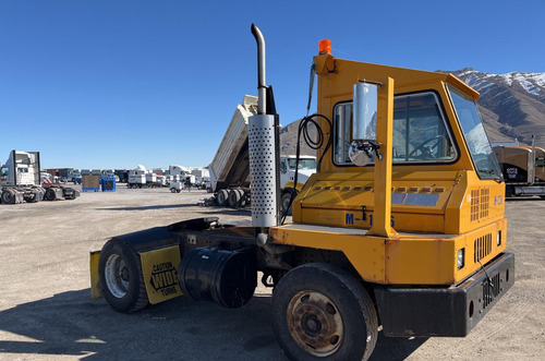 2014 Ottawa 4x2 Spotter Truck