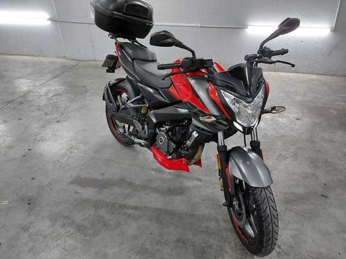 Imagen 2 de 6 de Bajaj Ns 200