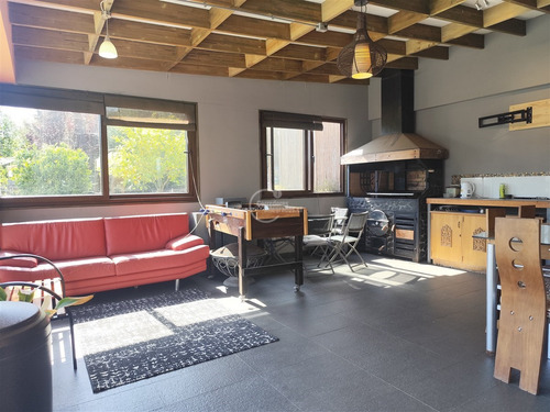Increíble Casa En Venta En Reñaca Finas Terminaciones, 4d 4b