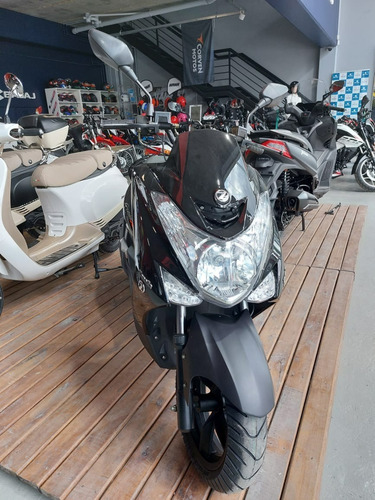 Imagen 4 de 19 de Zanella Cruiser X - Unico Moto Canning
