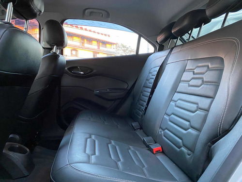 Imagem 7 de 15 de Chevrolet Onix 2019 1.4 Ltz 5p