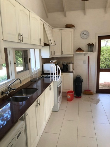 Imagen 24 de 30 de Casa En Laguna Blanca, Muy Buenas Comodidades, Seguridad.- Ref: 6080