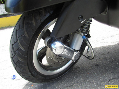 Imagen 18 de 25 de Vespa Vxl 150