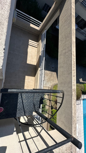 Depto 2 Ambientes Con Terraza Propia. Las Lomas, Beccar