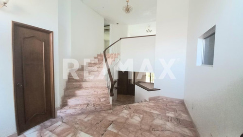 Imagen 2 de 26 de Casa En Renta En San Isidro - (2)