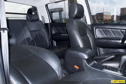 Imagen 18 de 25 de Toyota Hilux Vigo Srv
