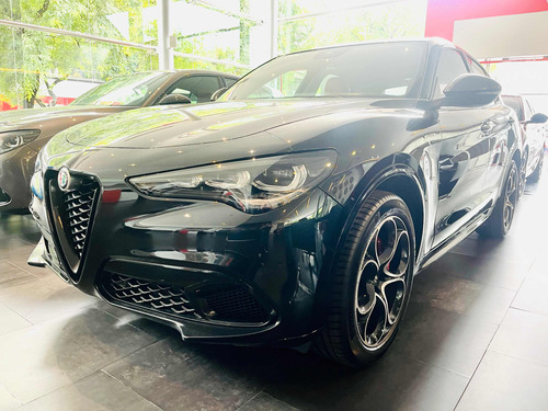 Alfa Romeo Stelvio 2.0 280cv At Q4 Veloce