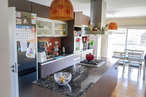 Imagen 2 de 20 de Venta/permuta - Casa - 3 Dormitorios - Tierra De Sueños 3, Roldán