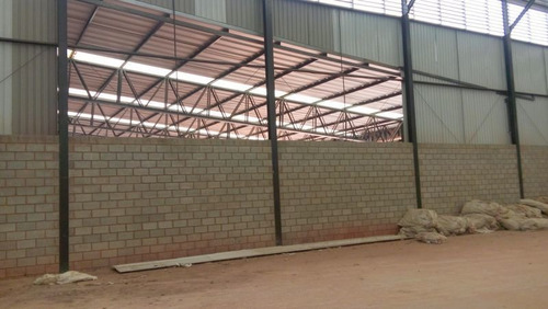 Empresa Chácaras Cotias 6000m² Com 3.000m² Com Área Construida - 3118