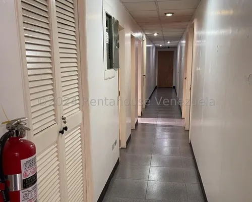 Oficina En Venta El Recreo