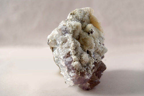 Imagen 2 de 2 de Piedra Drusa Amatista Con Recristalización En Calcita