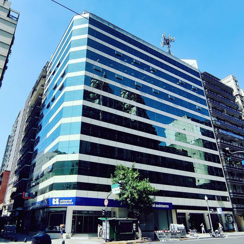 Edificio De Oficinas En Esquina.