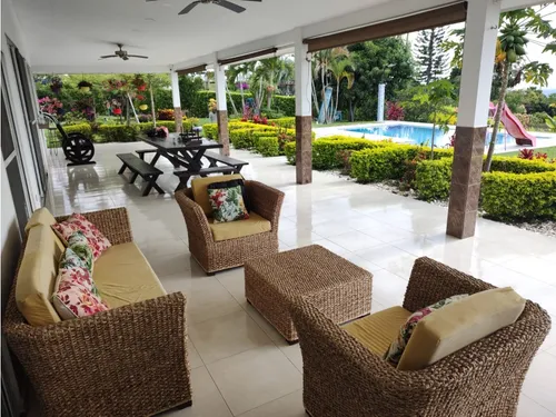 Casa Campestre En Venta Santa Elena Via El Castillo Conjunto