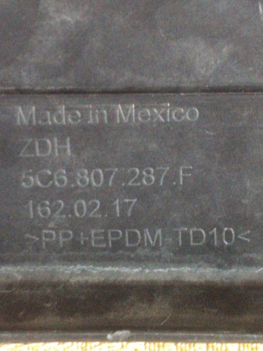 Moldura Suporte Placa Jetta 16/17 Usada Original 5c6807287f