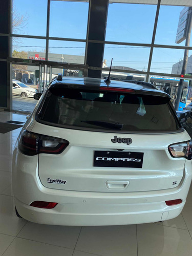 Jeep Compass serie-S