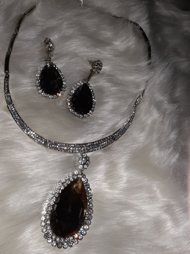 Conjunto Gargantilha E Brinco Glamour