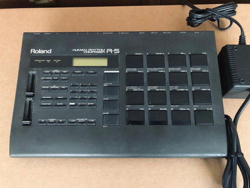Roland R5 No R8 Caja De Ritmos (Usado)