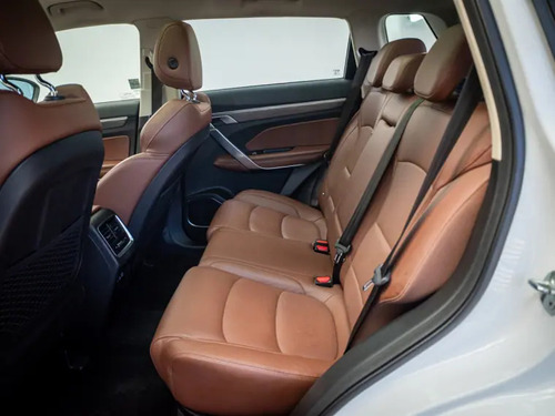 Geely Azkarra 1.5 Turbo Luxury At 2023