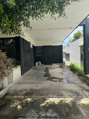 Casa En Renta En San Damian, Ideal Para Oficinas O Notarias