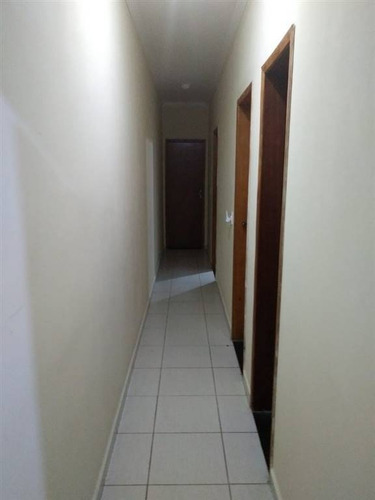 Imagem 3 de 9 de Linda Sobreposta No Bairro Japui, Em São Vicente, Com 3 Dorms, 1 Banheiro, Garagem, Sacada, Perto De Escola, Ponto De Onibus, Feira Livre, E Do Shopping De Pg - Hm3146