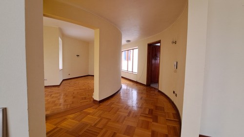 Venta De Casa En Avenida Gabriela Mistral