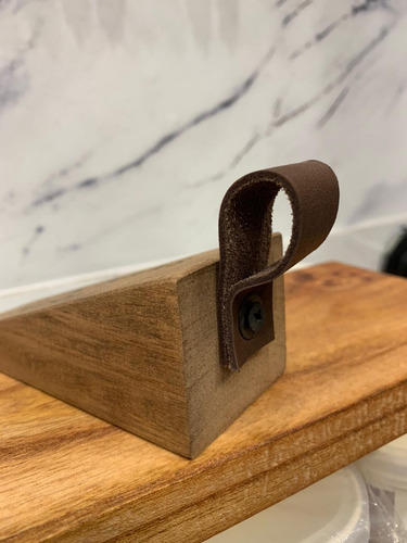 Imagen 4 de 6 de Tope Traba De Puerta De Madera Y Cuero vintage