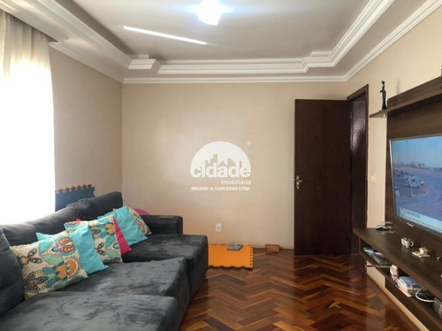 Imagem 6 de 23 de Sobrado À Venda, 3 Quartos, 1 Suíte, 4 Vagas, Canadá - Cascavel/pr - 12305