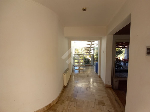 Casa En Venta De 4 Dorm. En Colina - Santa Esther