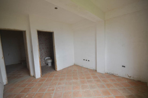 Se Vende Casa En El Hatillo Mls #25-20098