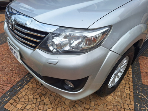 Toyota Hilux SW4 3.0 SRV 4X4 16V TURBO INTERCOOLER DIESEL 4P AUTOMÁTICO