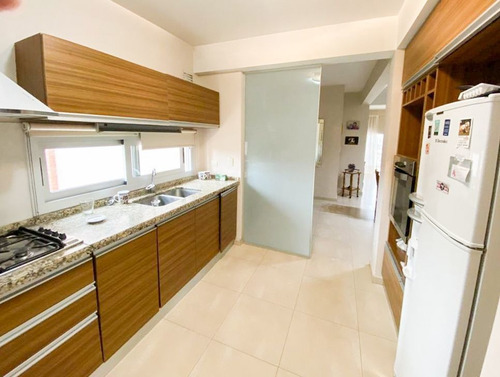 Imagen 3 de 10 de Departamento 3 Ambientes En Excelente Ubicación