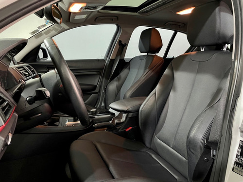Imagen 5 de 14 de Bmw 120ia Sport Line 2017