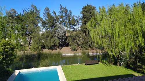 Imagen 29 de 30 de Muy Buena Casa En Venta En Glorietas