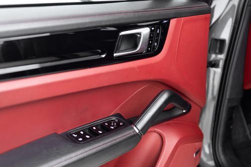Porsche Cayenne CAYENNE PHEV