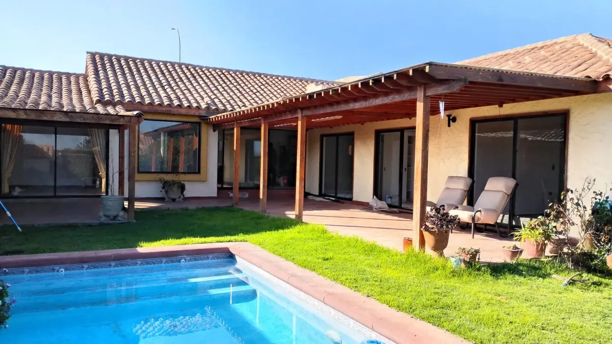 Imagen 2 de 30 de Comoda Y Acogedora Casa En Arriendo En Condominio Mantagua
