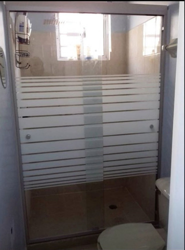 Imagen 2 de 2 de Cancel De Baño Corredizo Rio Bravo Herralum C/vidrios De 6mm
