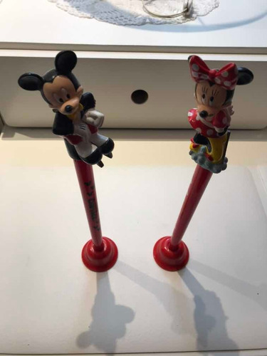 Dos Juguetes De Adorno Para Cuartos De Niños Con Mickey Mi
