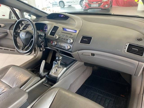 Imagem 9 de 14 de Honda Civic 1.8 Lxs 16v Flex 4p Automático