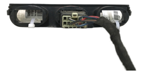 Boton Interruptor Hazard Chery Iq 2005-2014 (Usado)