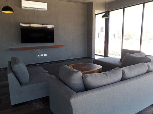Lote En Tamora, La Privada Mas Completa Con Casa Club Y Amen