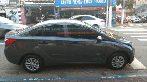 Imagem 3 de 6 de Hyundai Hb20s 2015 1.0 Comfort Plus - Esquina Automoveis
