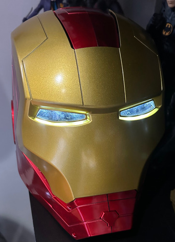 Capacete Homem De Ferro Com Led - Adulto