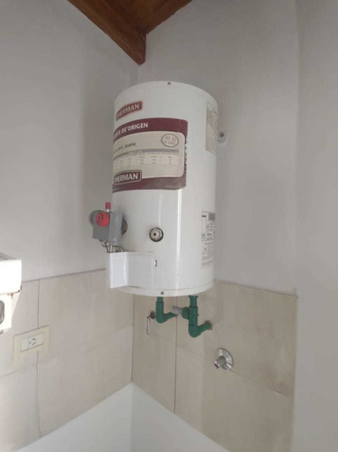 Imagen 6 de 8 de Venta Dpto - Gral Deheza N 900 . 1 Dorm - Balcon .