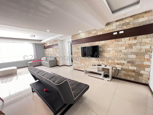 Vendo Apartamento En Urbanización El Bosque (platinium), Código 24-27888 Cm Leer Descripción