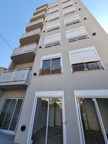 Venta  Floresta  Cnel. Ramón Falcón 3700  Semipiso  3 Ambientes