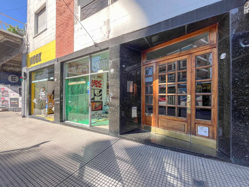 Venta Depto 2 Amb /luminoso/ Terraza/3 Piso