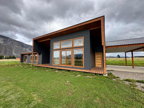 Casa En Venta Coyhaique 3 Dormitorios 3 Baños