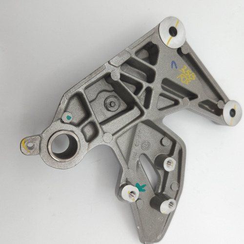 Soporte Reposapie Delantero Derecho Gris Ns200 Original